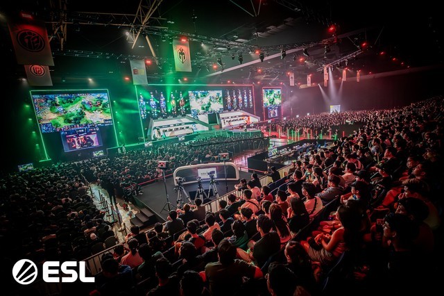 DOTA2群星之泪引游戏平衡争议，职业选手集体抵制，V社回应将调整